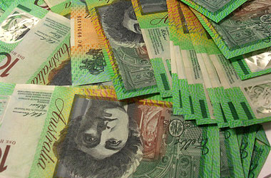 Australian 100 dollar bills