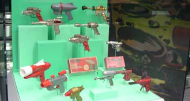 Rayguns and laser weapons